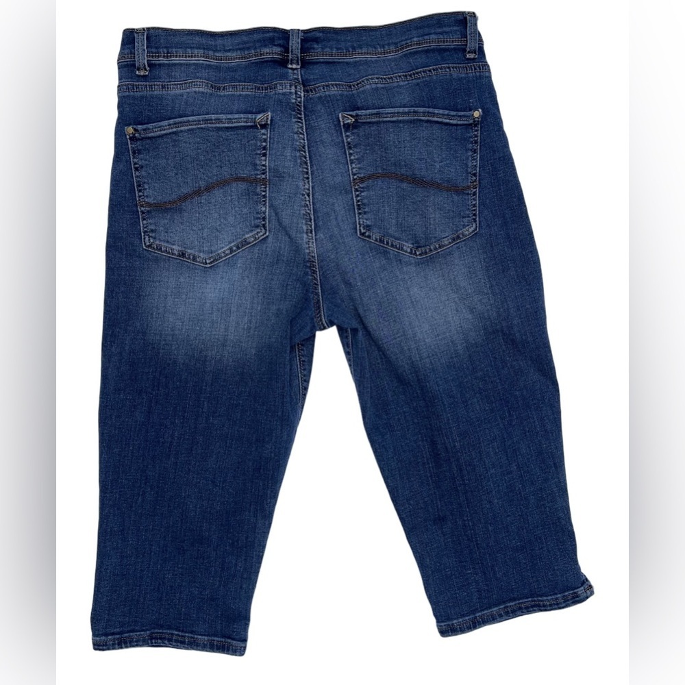 Women’s Lee Jeans Denim Bermuda Short - Picture 5 of 5